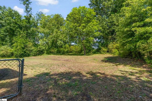 206 Greenbriar Drive, Simpsonville, SC 29680