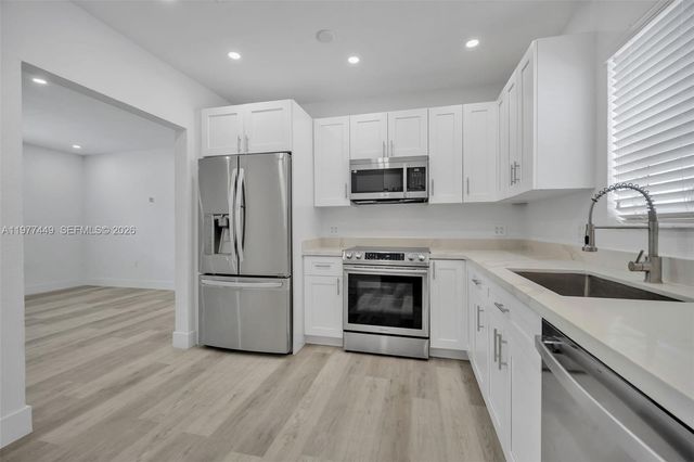 1401 NE 152nd St, North Miami Beach, FL 33162