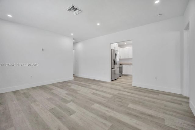 1401 NE 152nd St, North Miami Beach, FL 33162