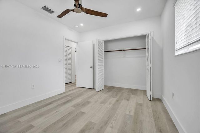 1401 NE 152nd St, North Miami Beach, FL 33162