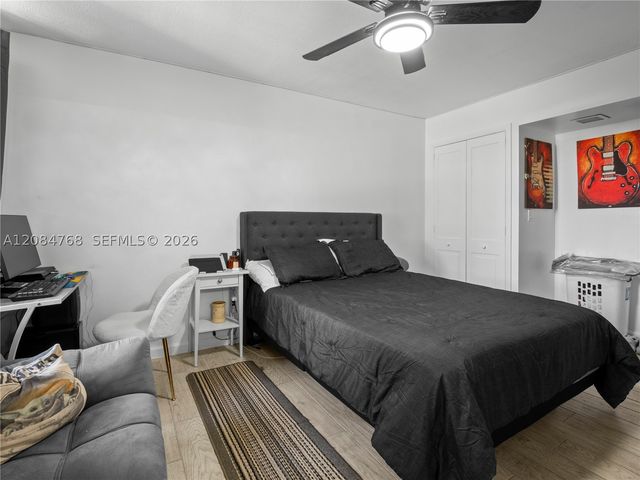 671 NE 195th St 329E, Miami, FL 33179
