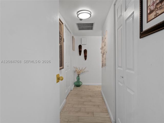 671 NE 195th St 329E, Miami, FL 33179