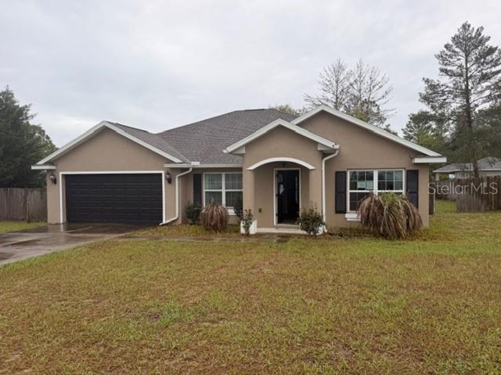 8 REDWOOD RUN COURT, Ocala, FL 34472