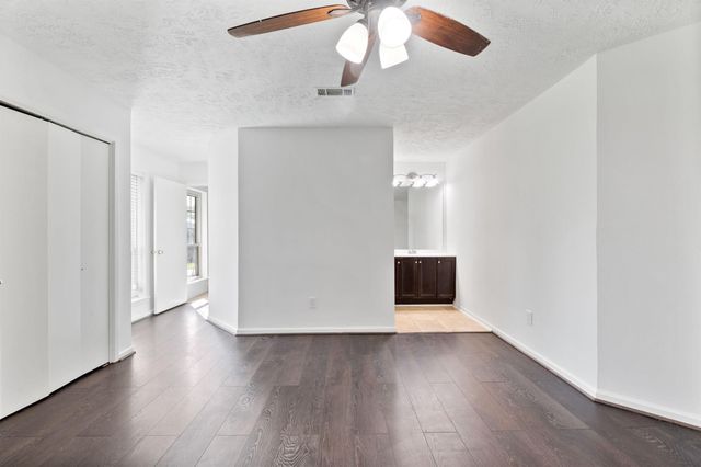 1435 Lazy Spring Drive, Missouri City, TX 77489
