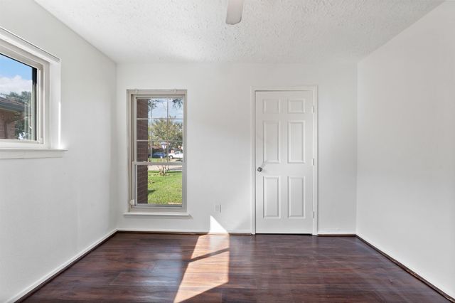 1435 Lazy Spring Drive, Missouri City, TX 77489