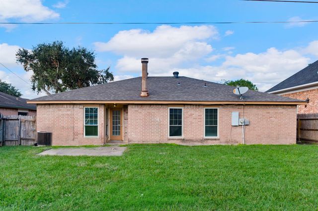 1435 Lazy Spring Drive, Missouri City, TX 77489