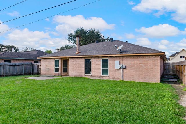 1435 Lazy Spring Drive, Missouri City, TX 77489