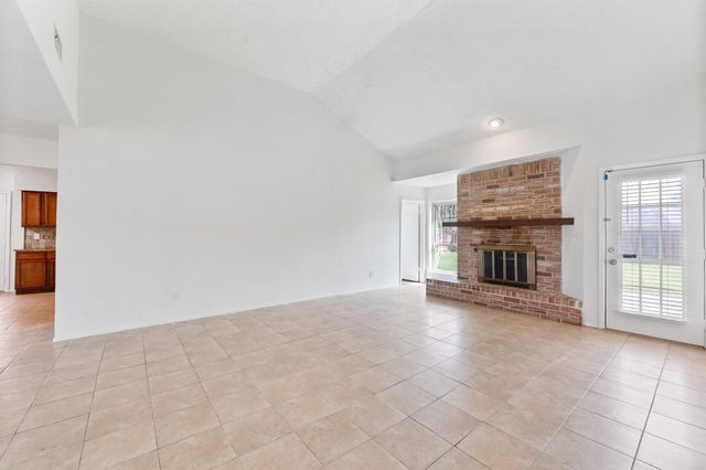 1435 Lazy Spring Drive, Missouri City, TX 77489