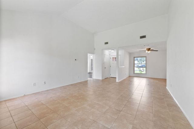 1435 Lazy Spring Drive, Missouri City, TX 77489