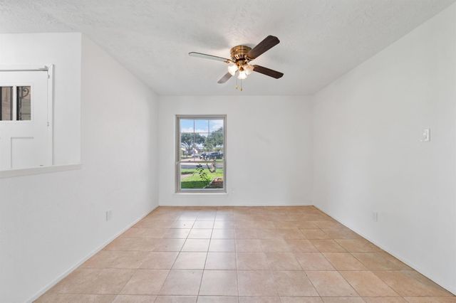 1435 Lazy Spring Drive, Missouri City, TX 77489