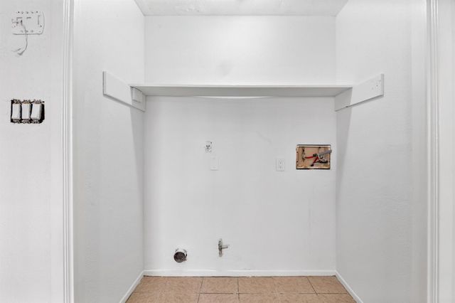 1435 Lazy Spring Drive, Missouri City, TX 77489