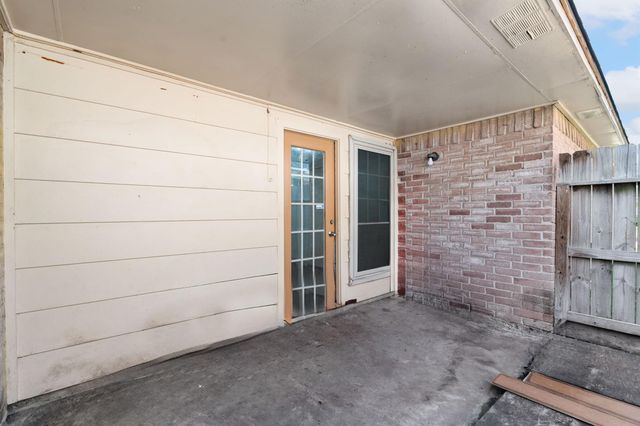 1435 Lazy Spring Drive, Missouri City, TX 77489