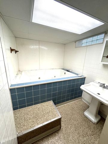 4228 N 52nd STREET, Milwaukee, WI 53216