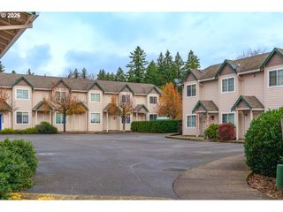 14937 Se STARK St, Portland, OR 97233