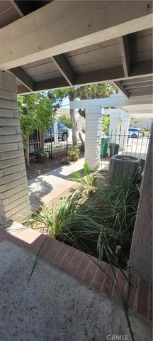 4951 Paseo De Vega, Irvine, CA 92603