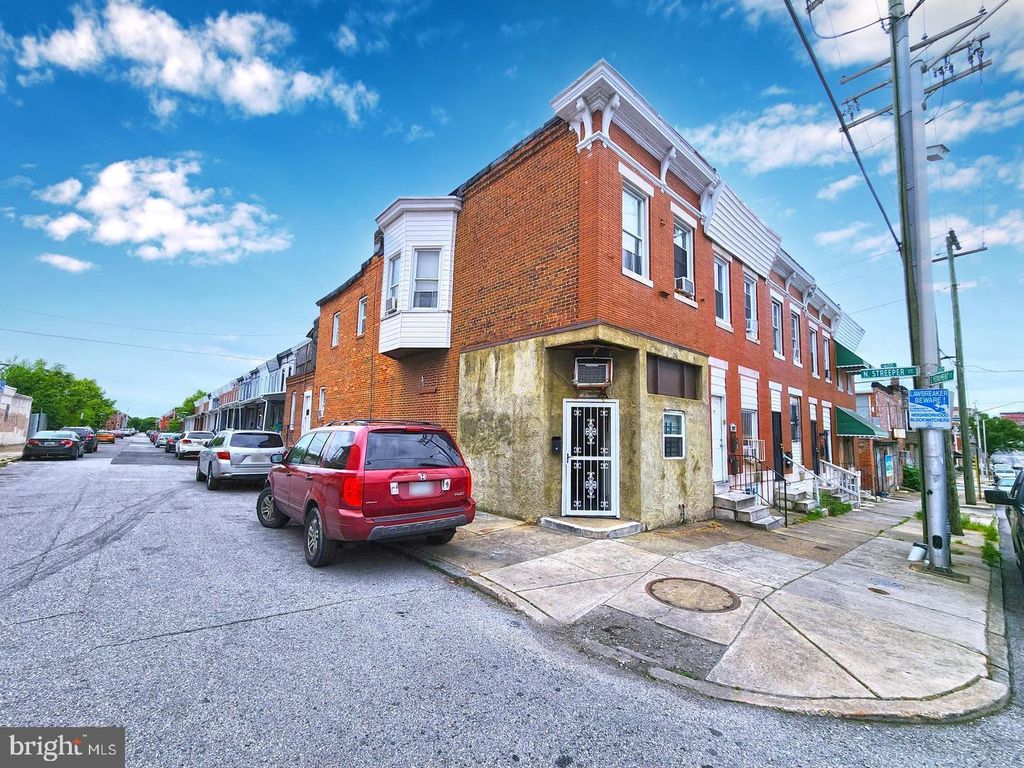 2819 E MONUMENT ST, Baltimore, MD 21205