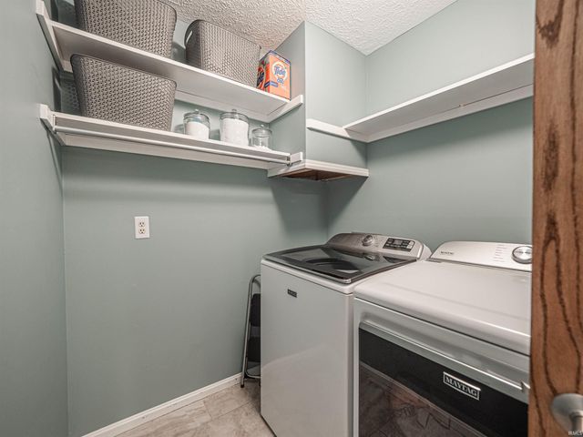 7513 E Blackford Avenue, Evansville, IN 47715