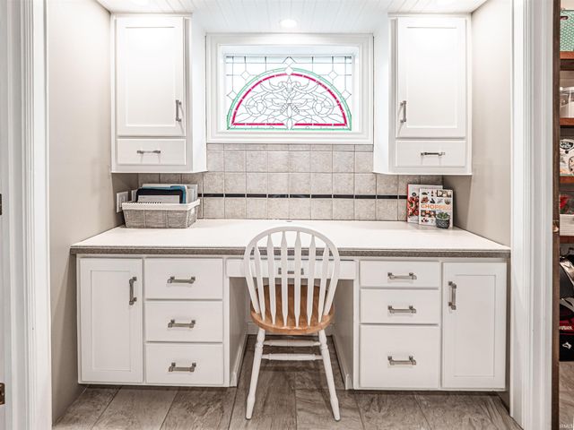 7513 E Blackford Avenue, Evansville, IN 47715