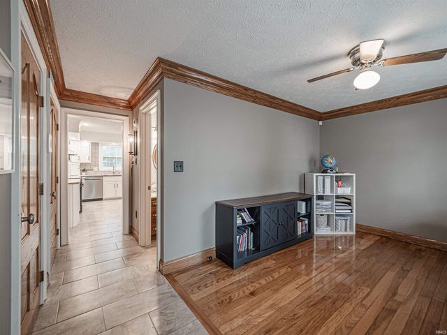 7513 E Blackford Avenue, Evansville, IN 47715