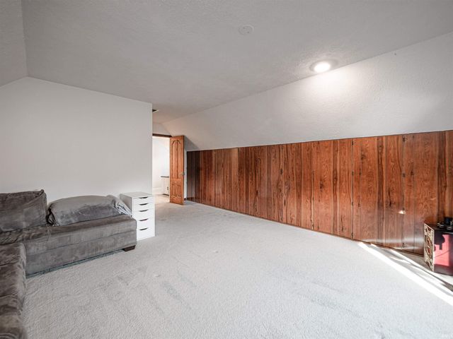 7513 E Blackford Avenue, Evansville, IN 47715