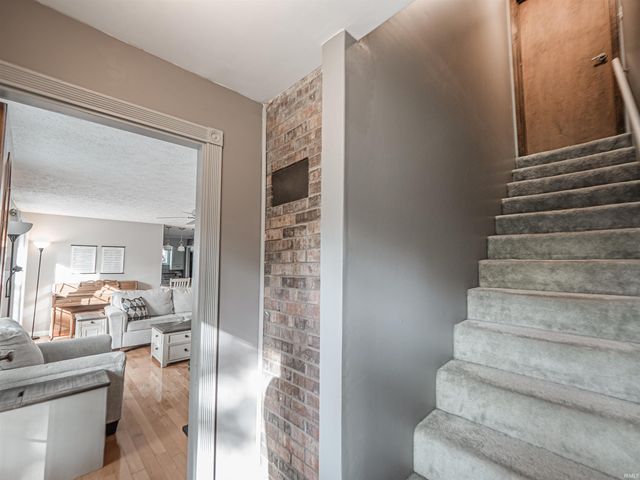 7513 E Blackford Avenue, Evansville, IN 47715