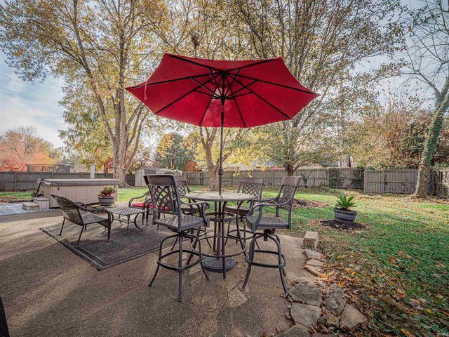 7513 E Blackford Avenue, Evansville, IN 47715