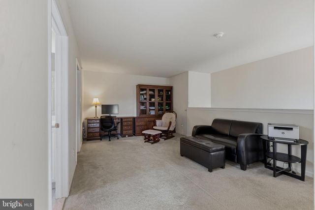 332 REDBUD LN, Kennett Square, PA 19348