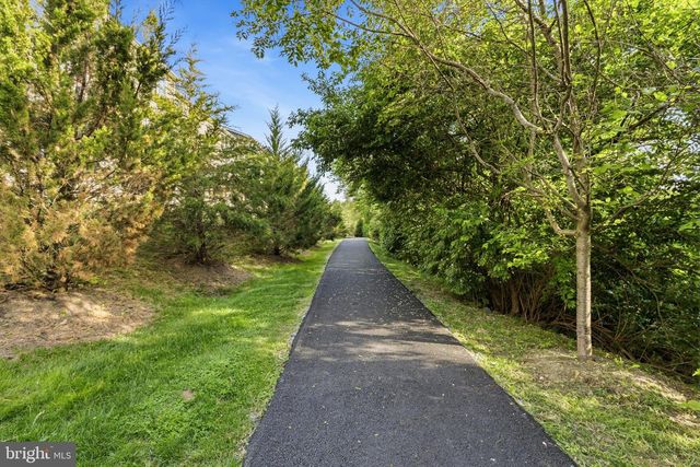 332 REDBUD LN, Kennett Square, PA 19348