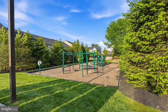 332 REDBUD LN, Kennett Square, PA 19348
