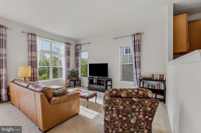 332 REDBUD LN, Kennett Square, PA 19348