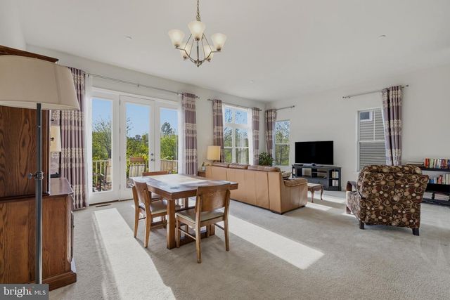 332 REDBUD LN, Kennett Square, PA 19348