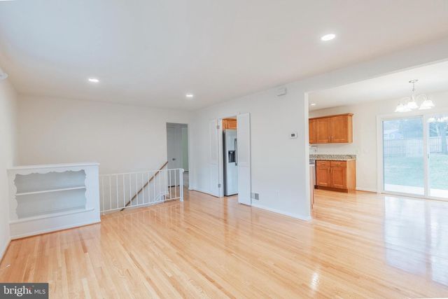 13715 SMALLWOOD CT, Chantilly, VA 20151