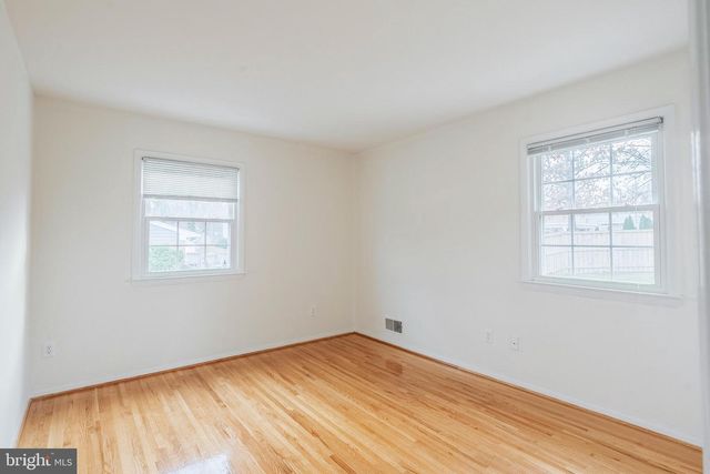 13715 SMALLWOOD CT, Chantilly, VA 20151