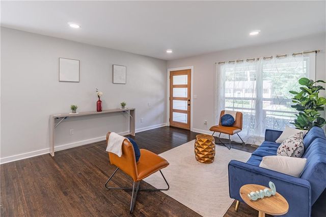 2471 Spring Drive SE, Smyrna, GA 30080