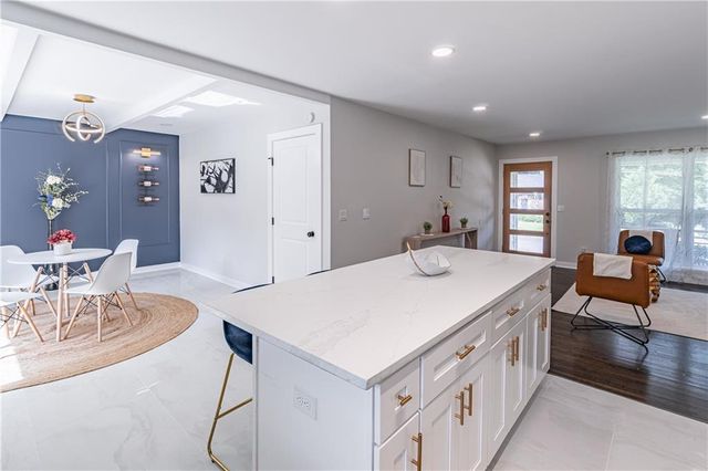 2471 Spring Drive SE, Smyrna, GA 30080