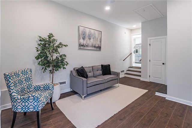2471 Spring Drive SE, Smyrna, GA 30080