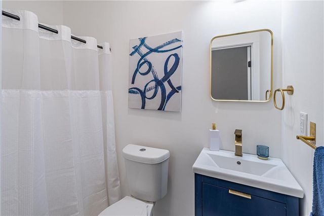 2471 Spring Drive SE, Smyrna, GA 30080