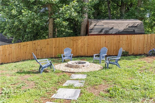 2471 Spring Drive SE, Smyrna, GA 30080