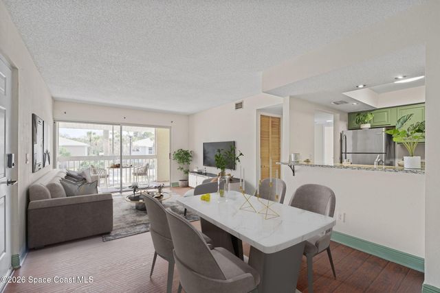 963 Sonesta Avenue NE 206, Palm Bay, FL 32905