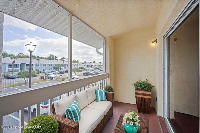 963 Sonesta Avenue NE 206, Palm Bay, FL 32905