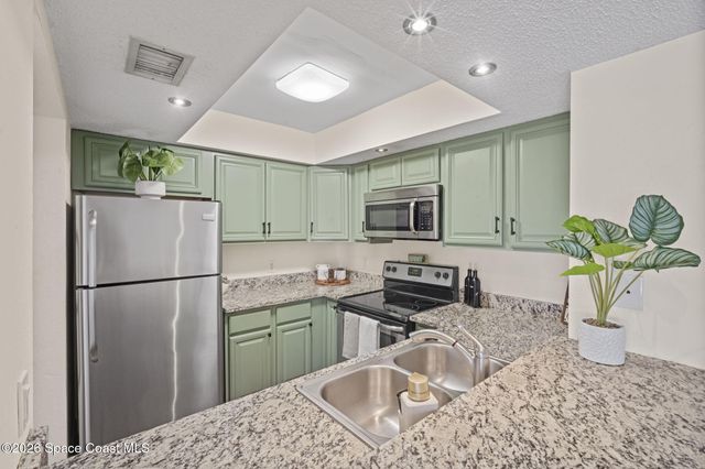 963 Sonesta Avenue NE 206, Palm Bay, FL 32905