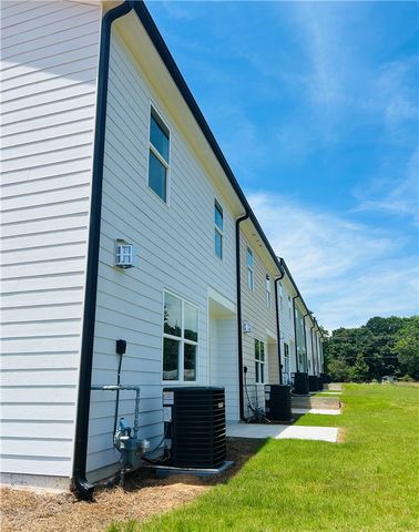 47 Crest Drive 8, Hartwell, GA 30643