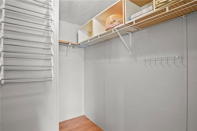 1354 S Don Luis Road, Golden Valley, AZ 86413