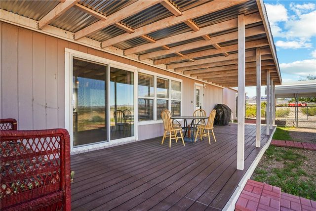 1354 S Don Luis Road, Golden Valley, AZ 86413