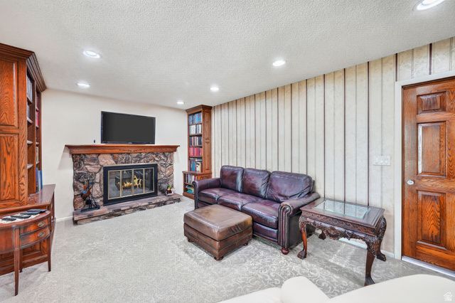 8972 S IDA LN, Sandy, UT 84093