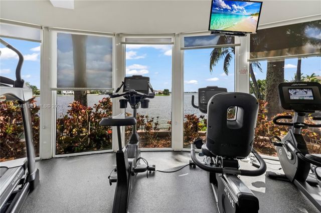 5046 SW 162nd Avenue, Miramar, FL 33027