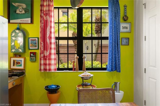 8957 Malibu ST 502, Naples, FL 34113