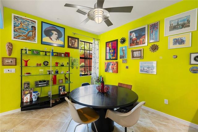 8957 Malibu ST 502, Naples, FL 34113