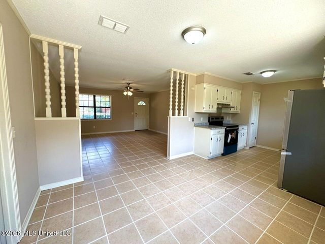 409 Lehmberg Road, Columbus, MS 39702