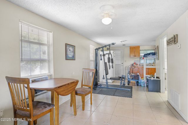 37885 KINGS FERRY Road, Hilliard, FL 32046